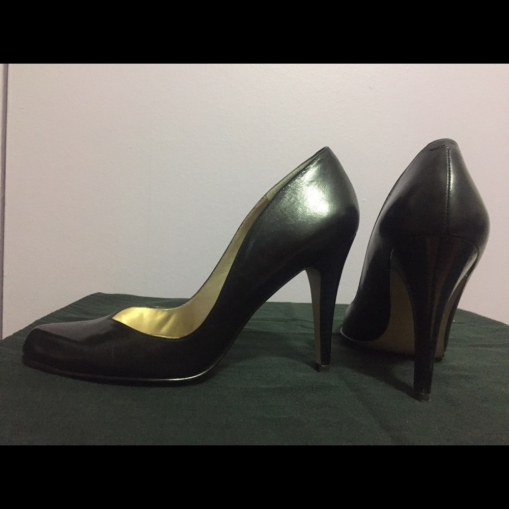 Nine West Lucero Pumps View 2